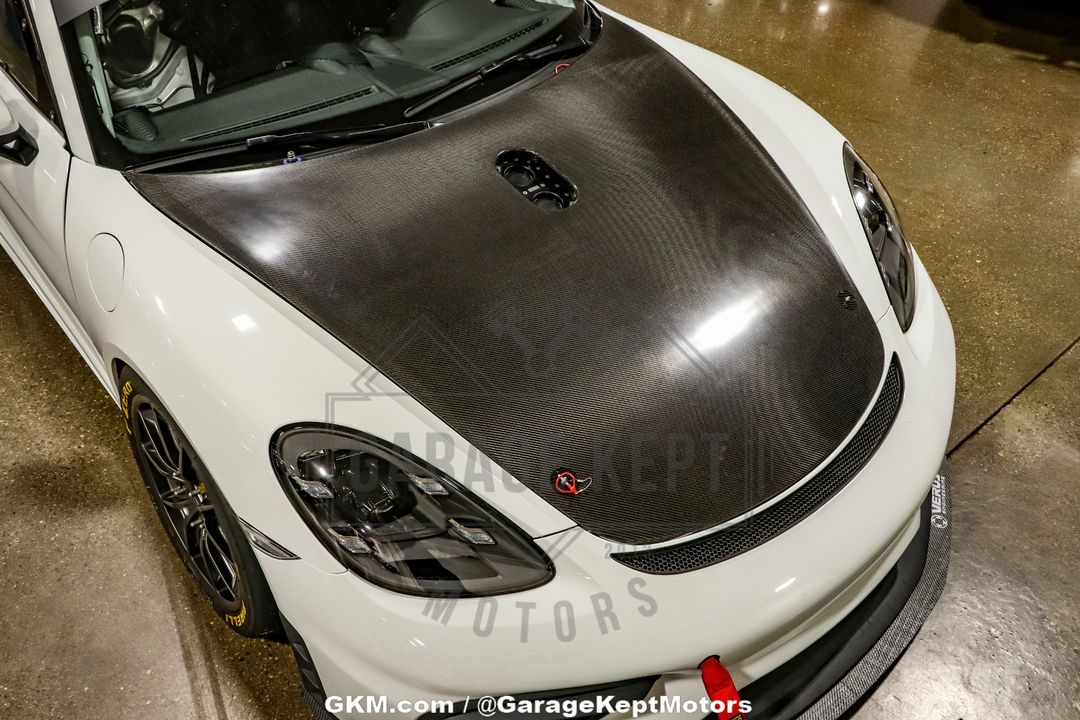 2019 Porsche Cayman GT4