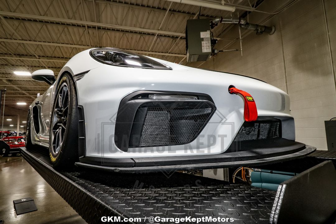 2019 Porsche Cayman GT4