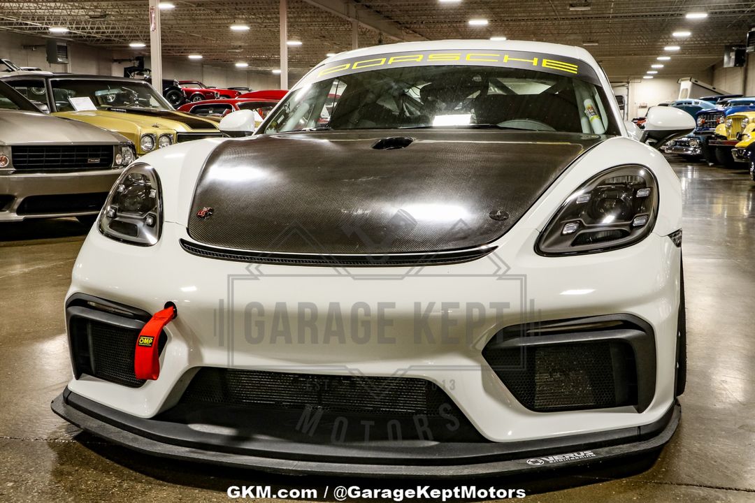 2019 Porsche Cayman GT4