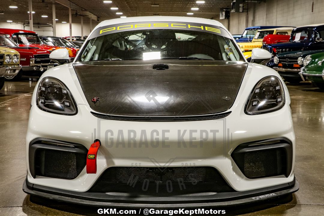 2019 Porsche Cayman GT4