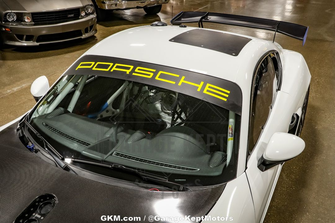 2019 Porsche Cayman GT4