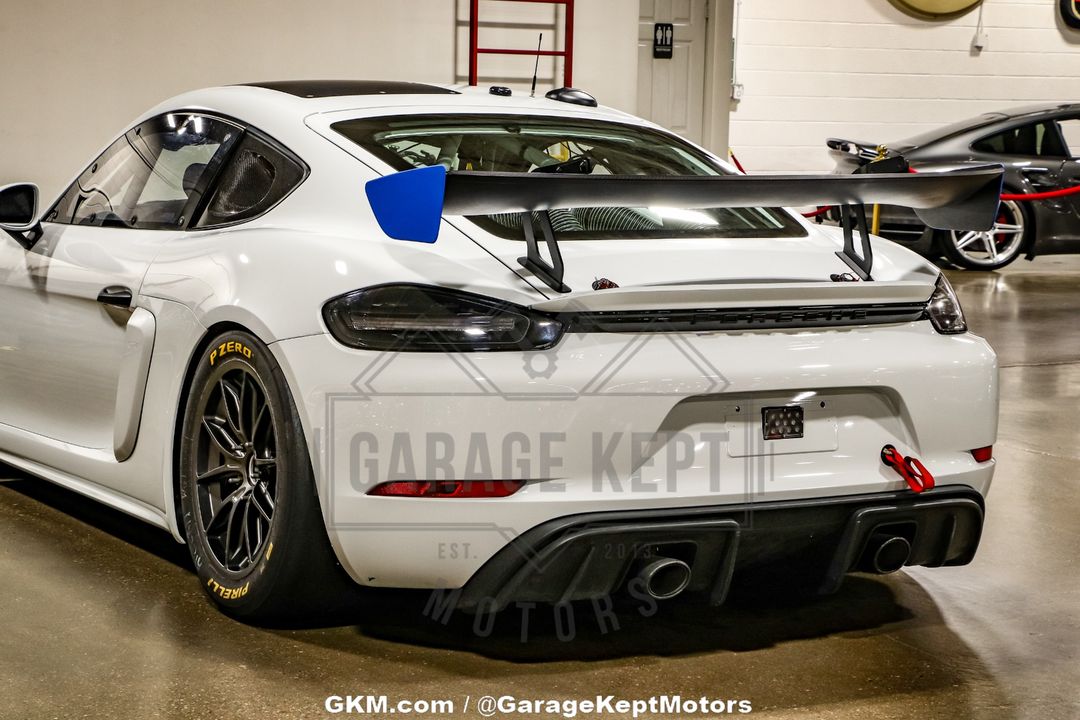 2019 Porsche Cayman GT4