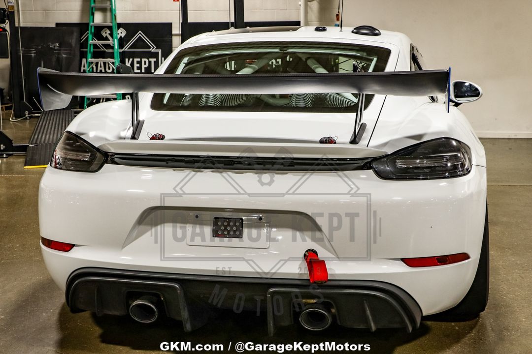 2019 Porsche Cayman GT4