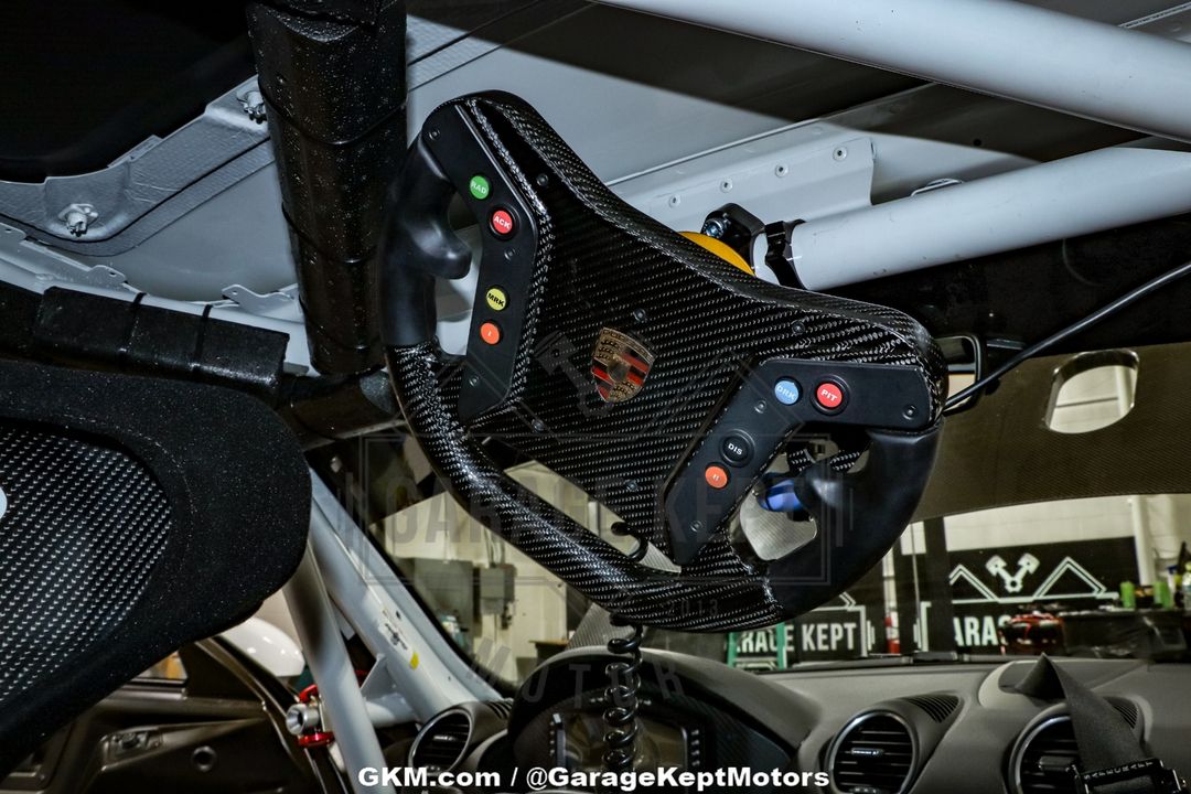 2019 Porsche Cayman GT4