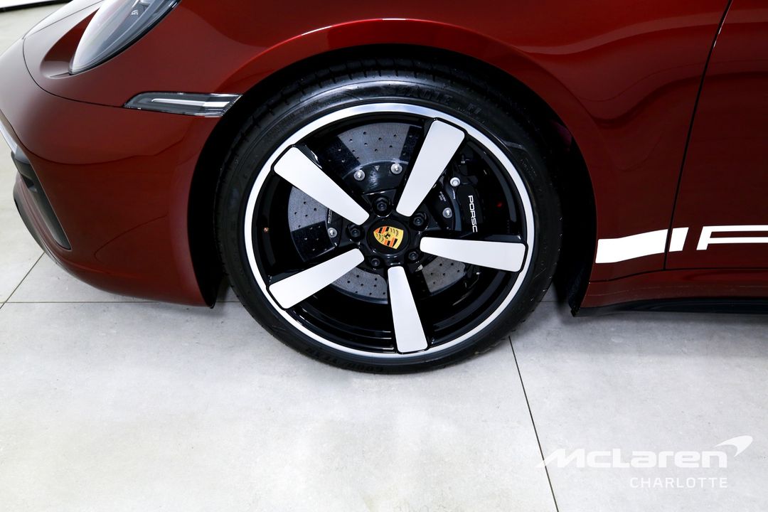 2021 Porsche 911