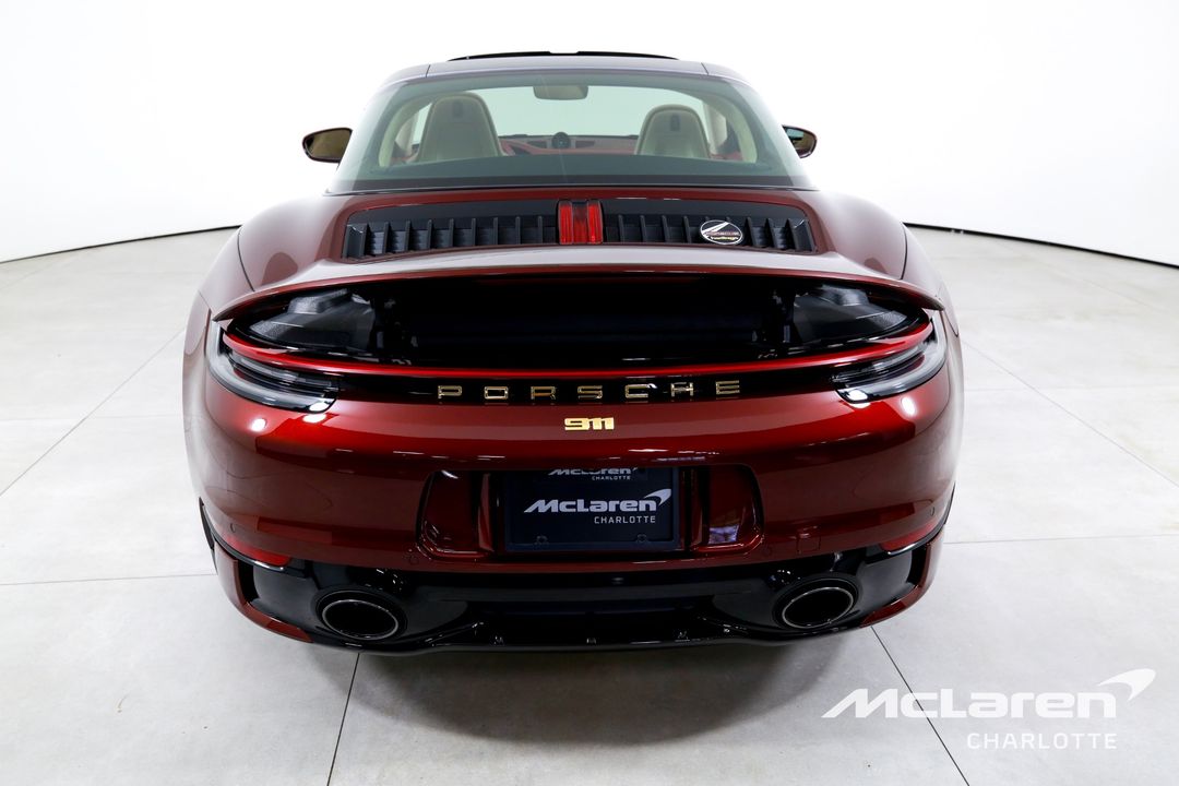 2021 Porsche 911