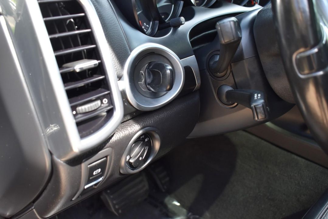 2013 Porsche Cayenne