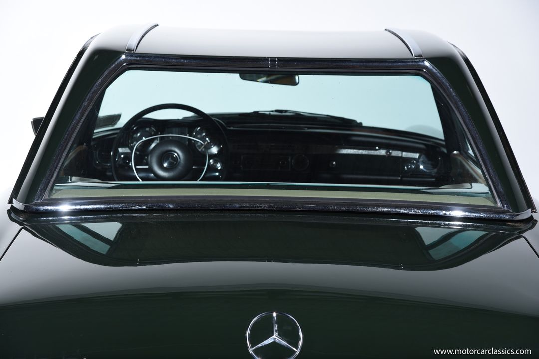 1968 Mercedes-Benz 280-Class