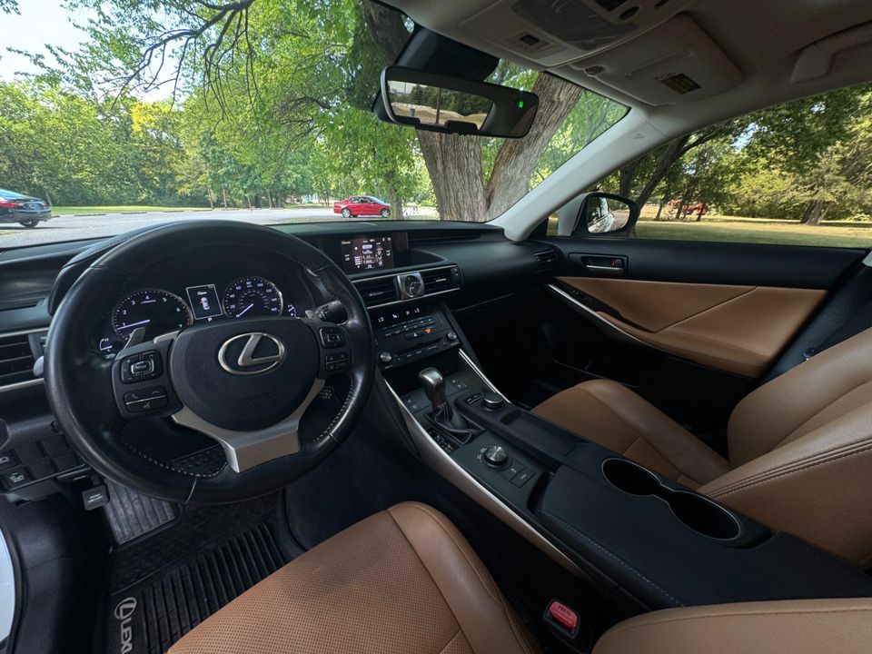 2017 Lexus IS 300