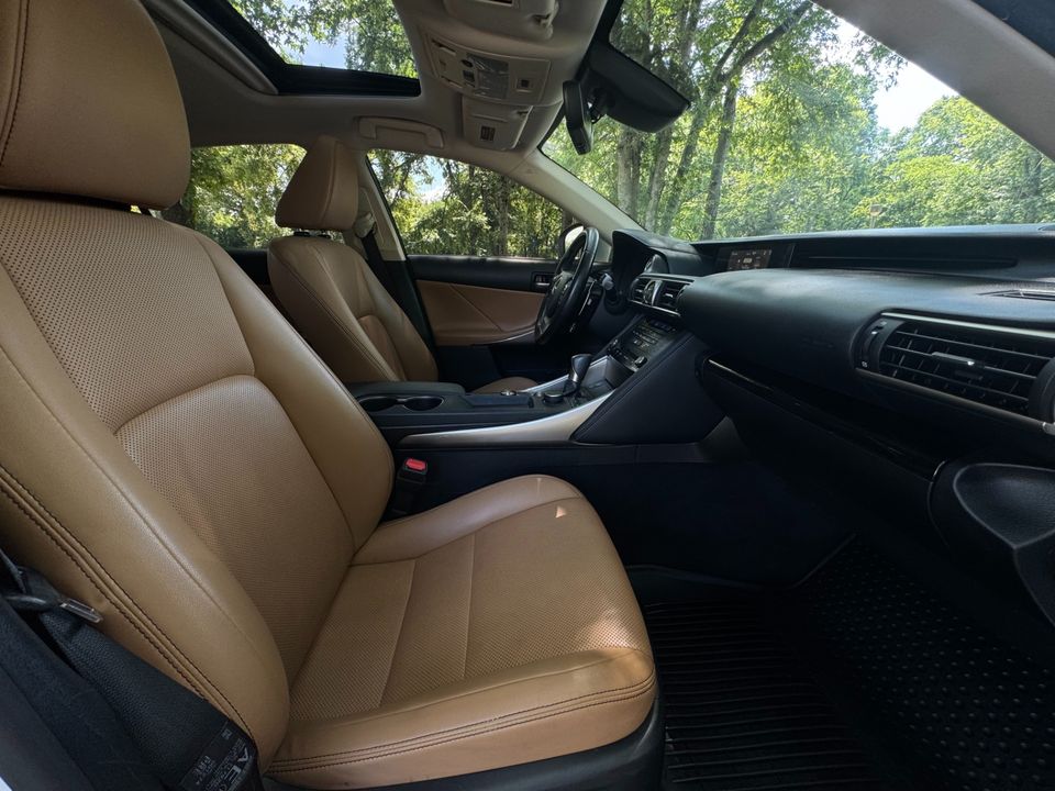 2017 Lexus IS 300
