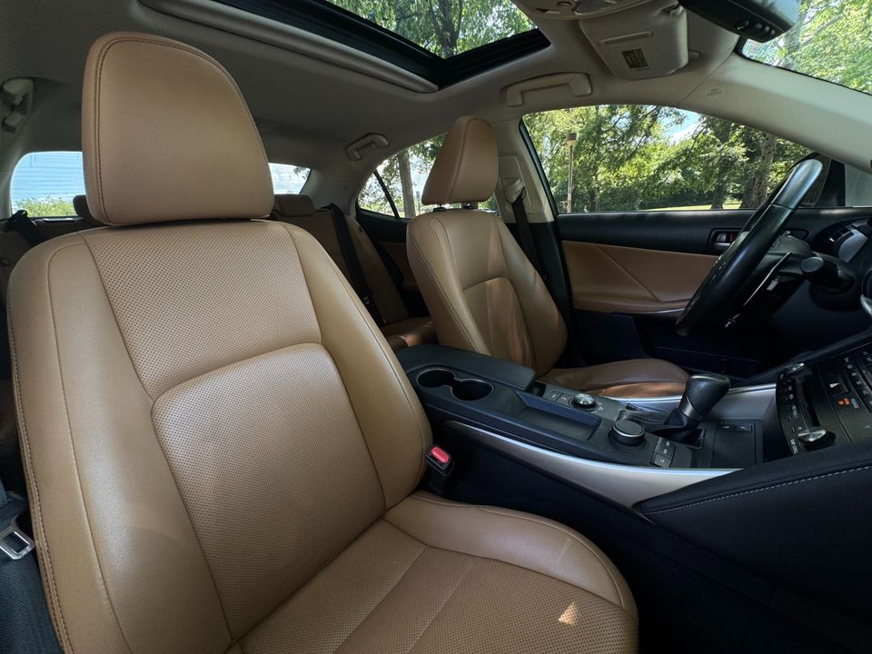 2017 Lexus IS 300