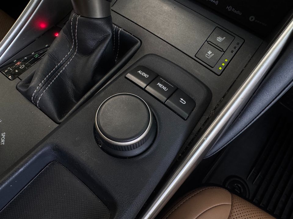 2017 Lexus IS 300