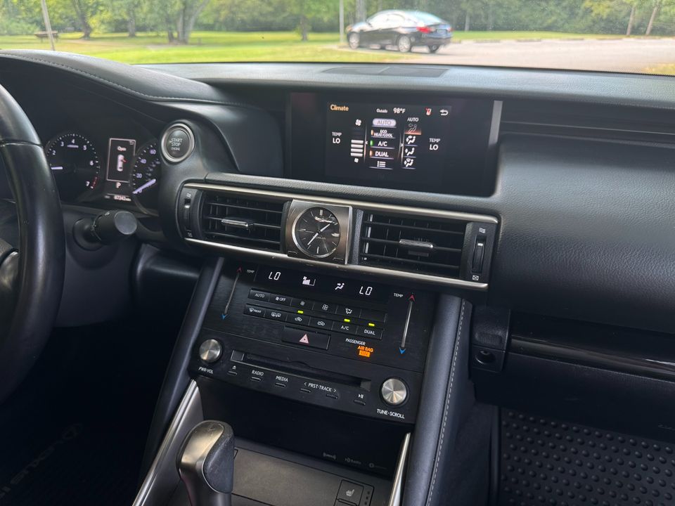 2017 Lexus IS 300