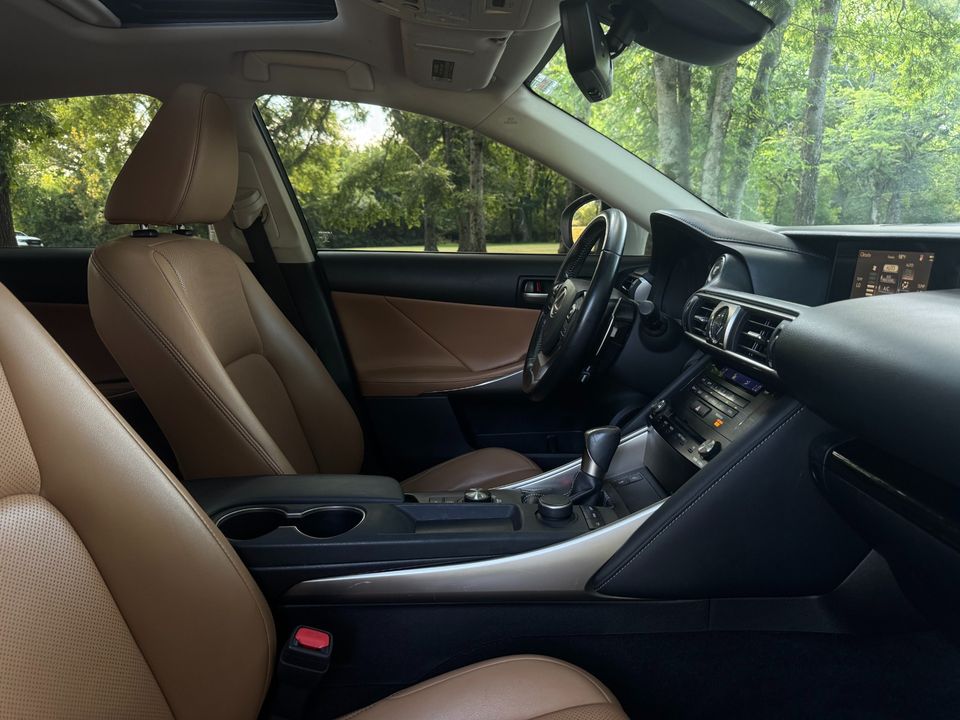 2017 Lexus IS 300