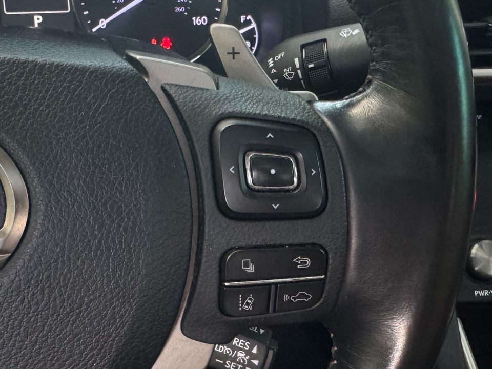 2017 Lexus IS 300