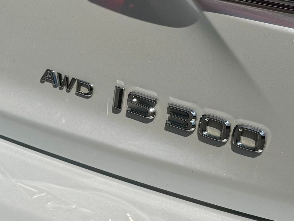 2017 Lexus IS 300