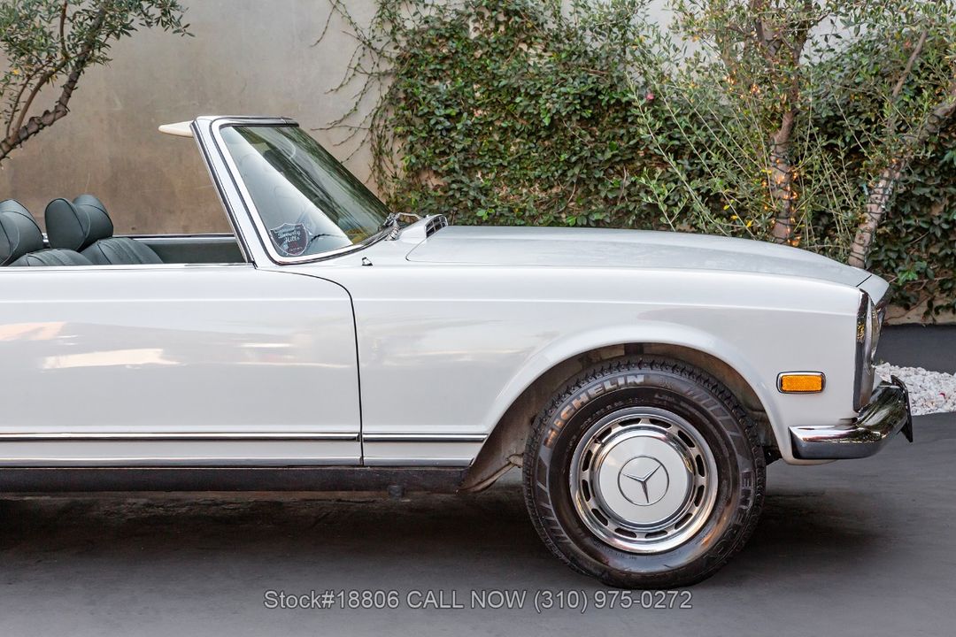 1968 Mercedes-Benz 280SL Pagoda