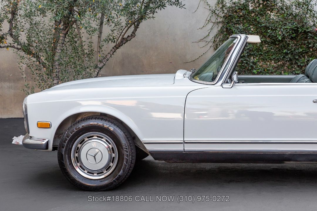 1968 Mercedes-Benz 280SL Pagoda
