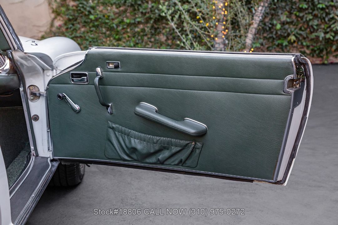 1968 Mercedes-Benz 280SL Pagoda