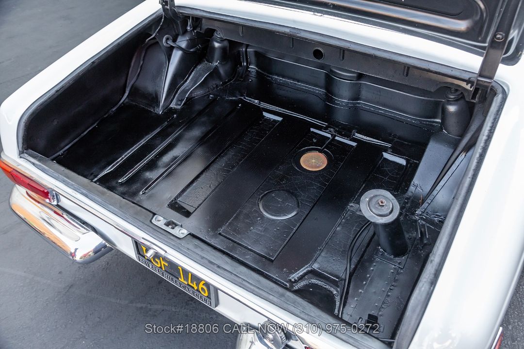 1968 Mercedes-Benz 280SL Pagoda