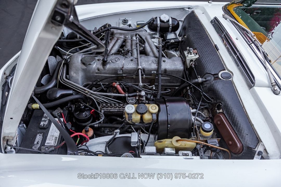 1968 Mercedes-Benz 280SL Pagoda