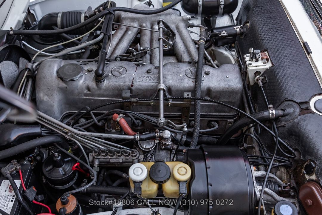 1968 Mercedes-Benz 280SL Pagoda