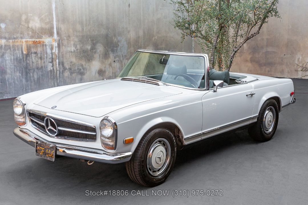 1968 Mercedes-Benz 280SL Pagoda