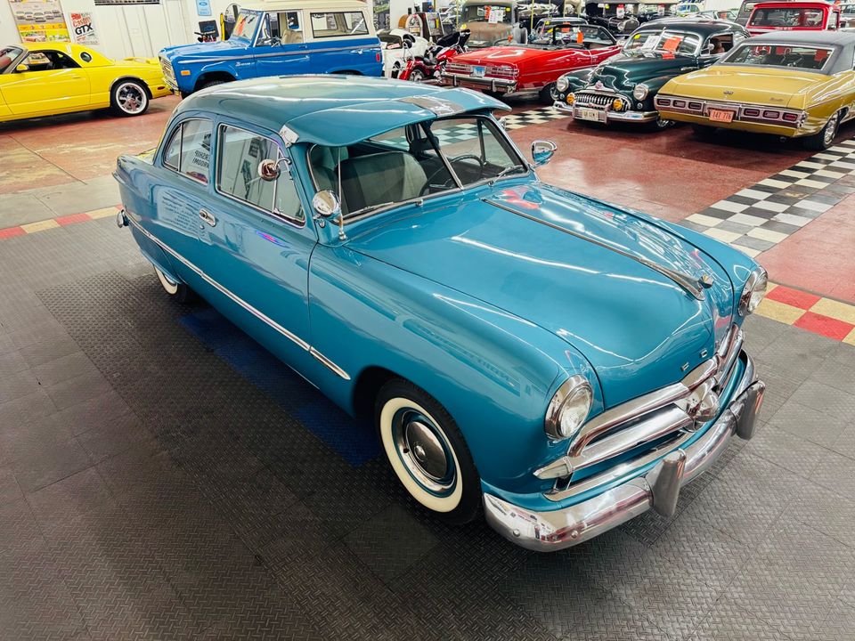 1949 Ford Custom