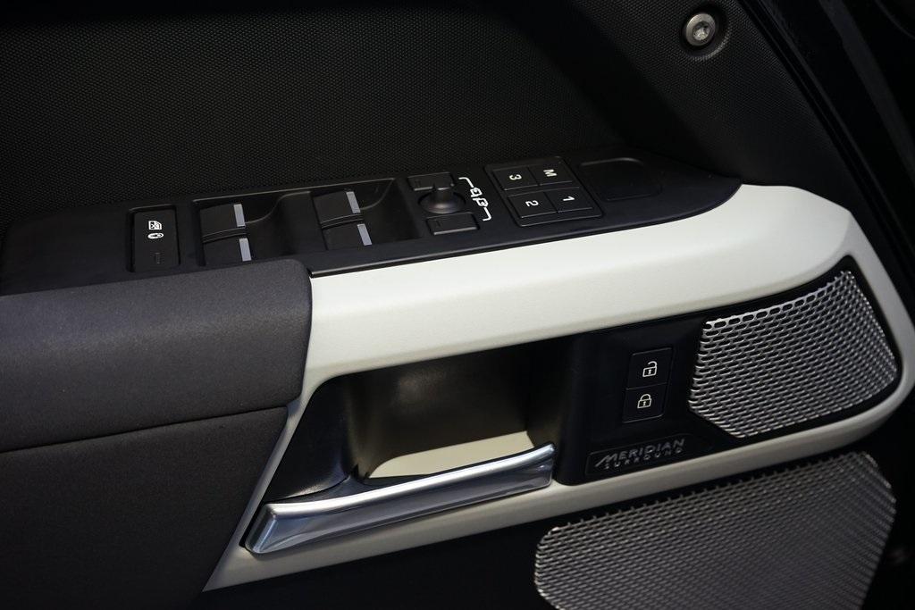 2023 Land Rover Defender 130