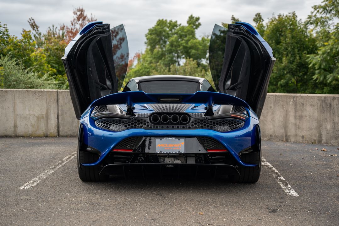2022 McLaren 765LT Spider