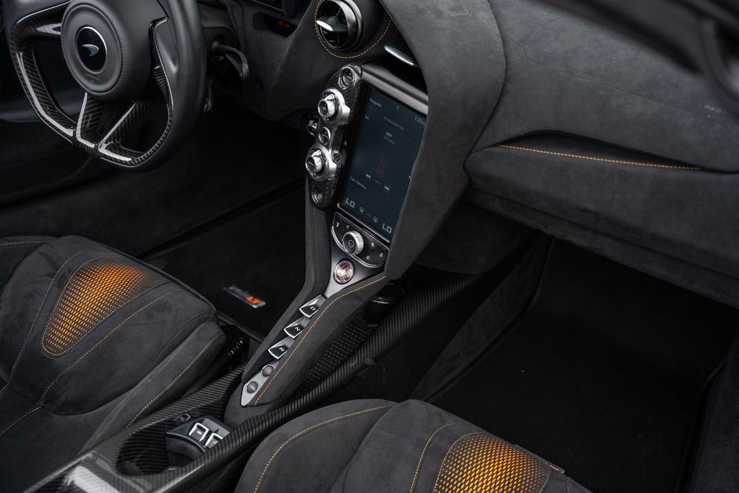 2022 McLaren 765LT Spider