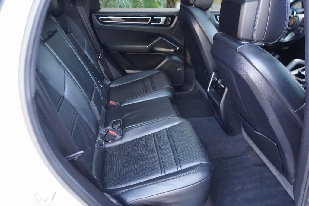 2022 Porsche Cayenne Coupe