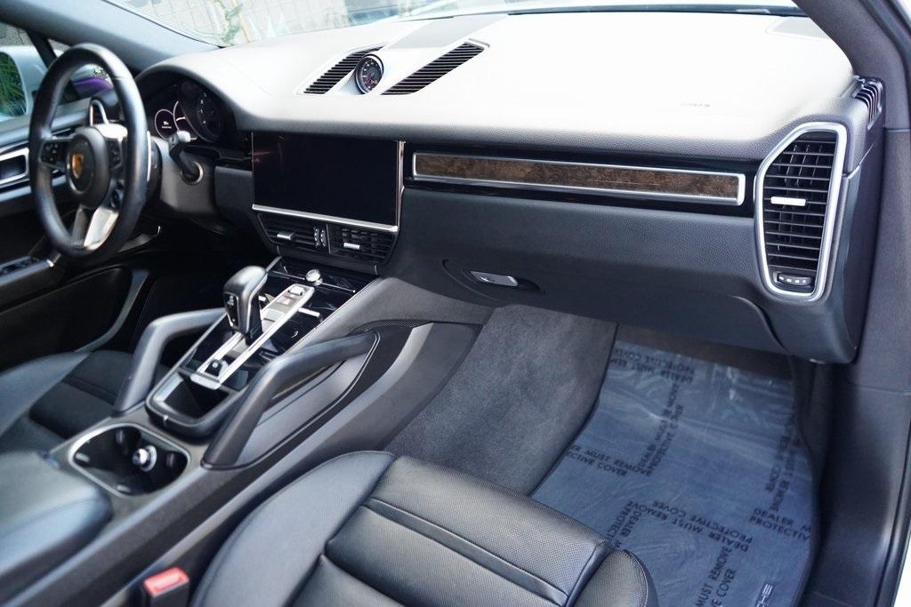 2022 Porsche Cayenne Coupe