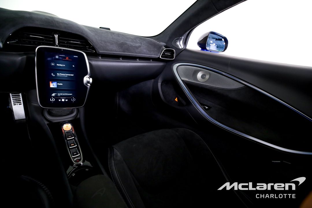 2025 McLaren Artura Spider