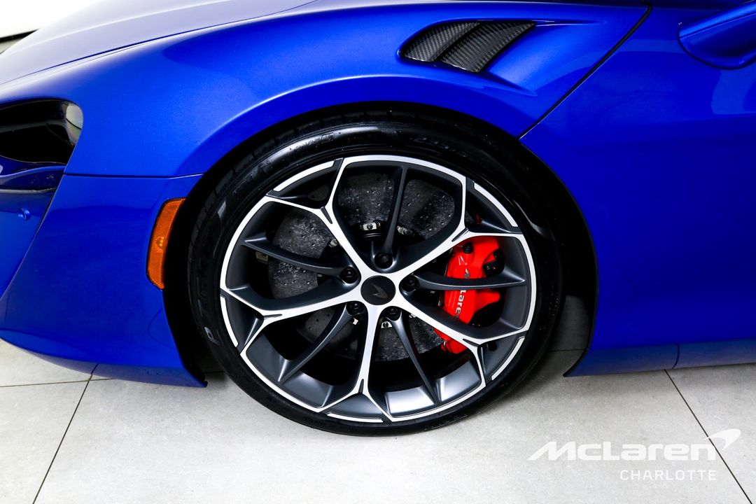 2025 McLaren Artura Spider