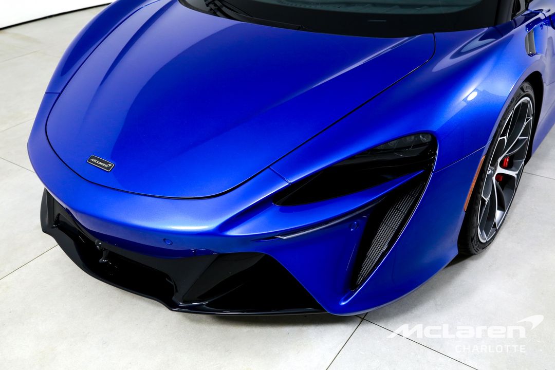 2025 McLaren Artura Spider