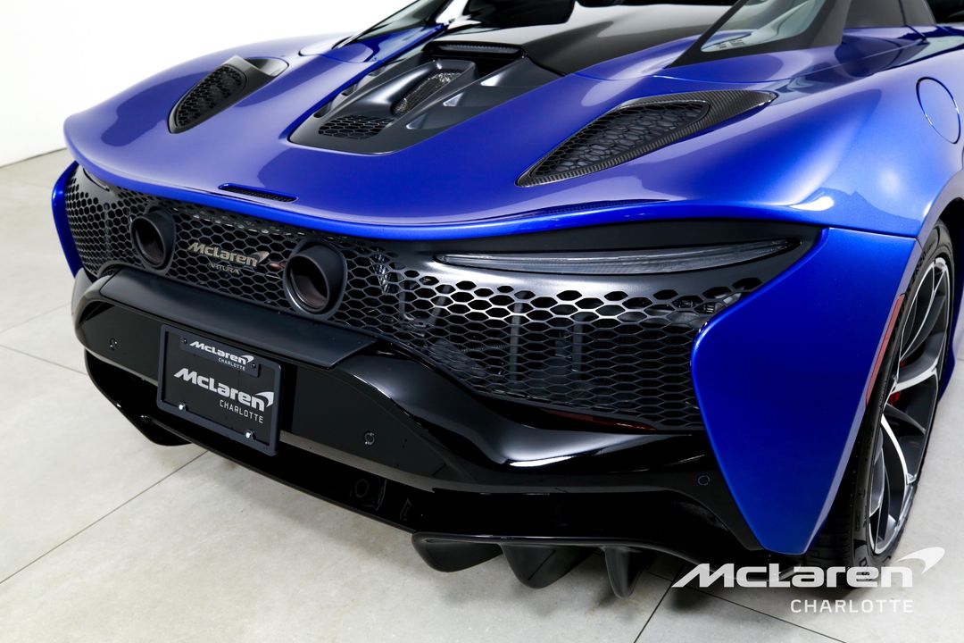 2025 McLaren Artura Spider