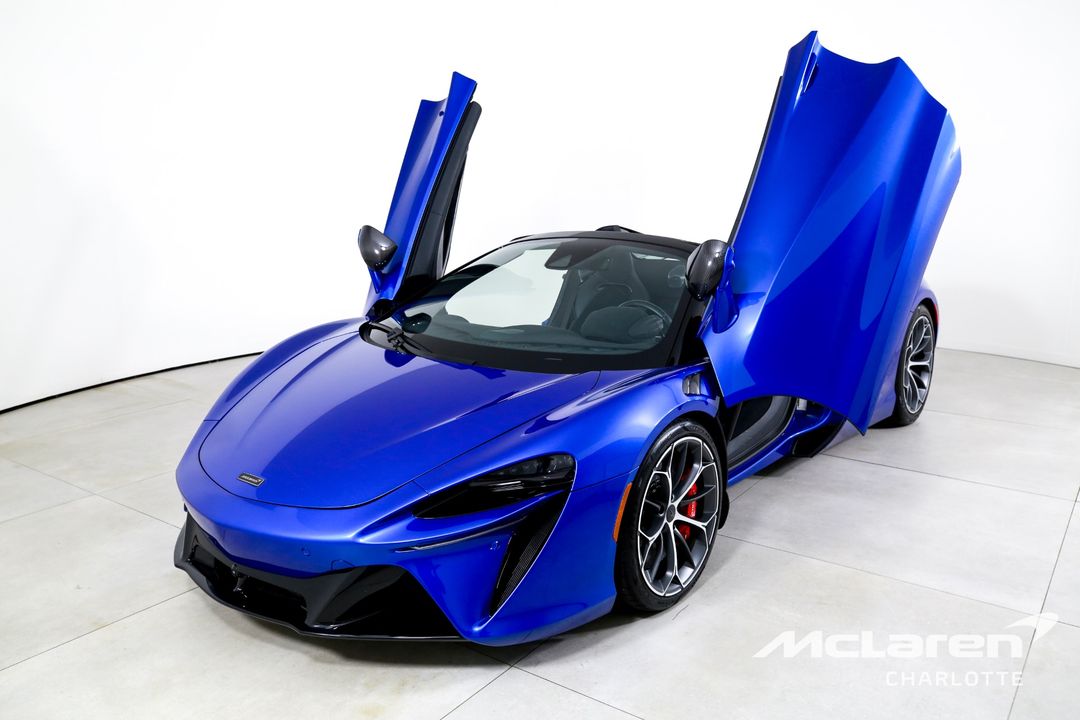 2025 McLaren Artura Spider