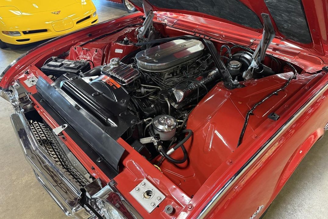 1962 Ford Thunderbird