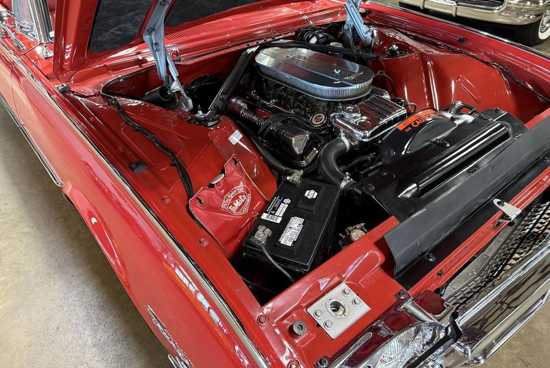 1962 Ford Thunderbird