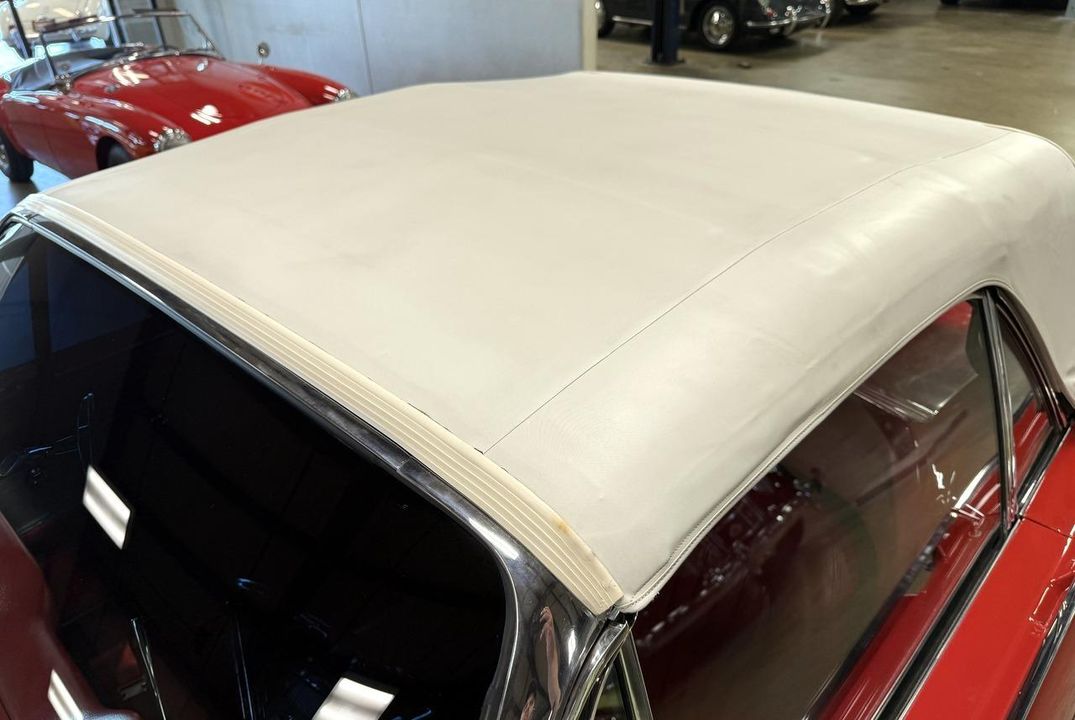 1962 Ford Thunderbird