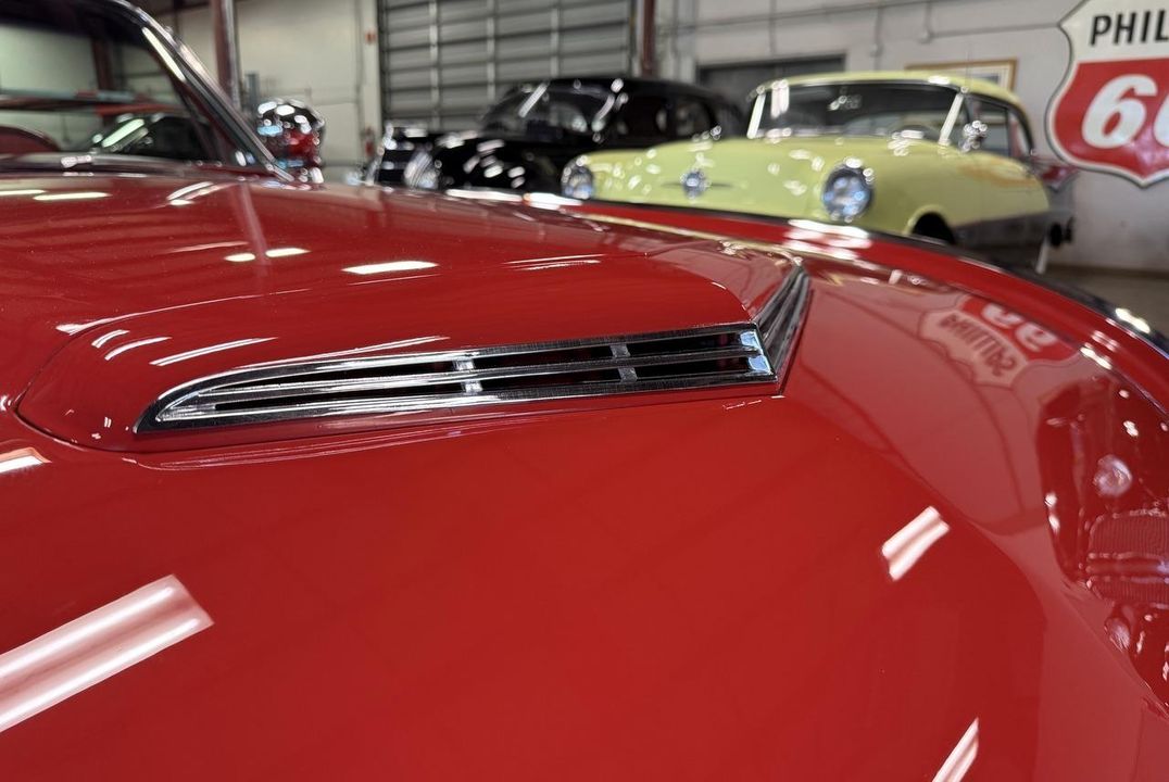 1962 Ford Thunderbird