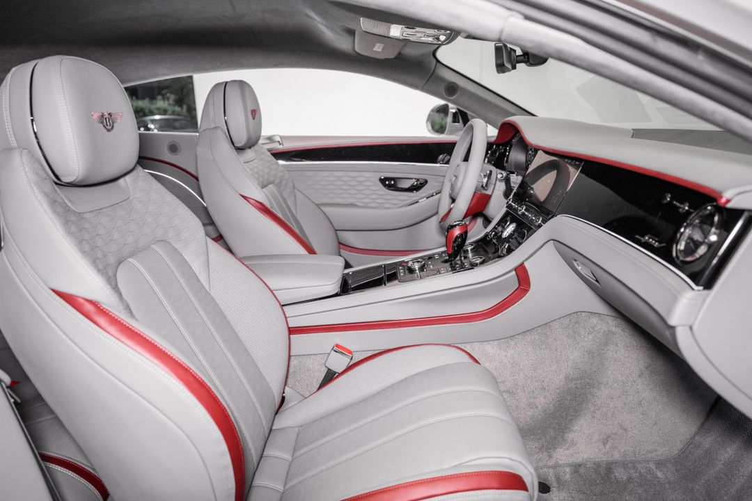 2025 Bentley Continental