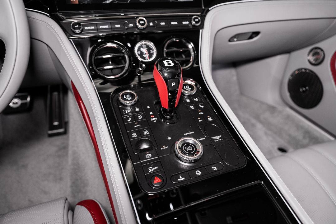 2025 Bentley Continental
