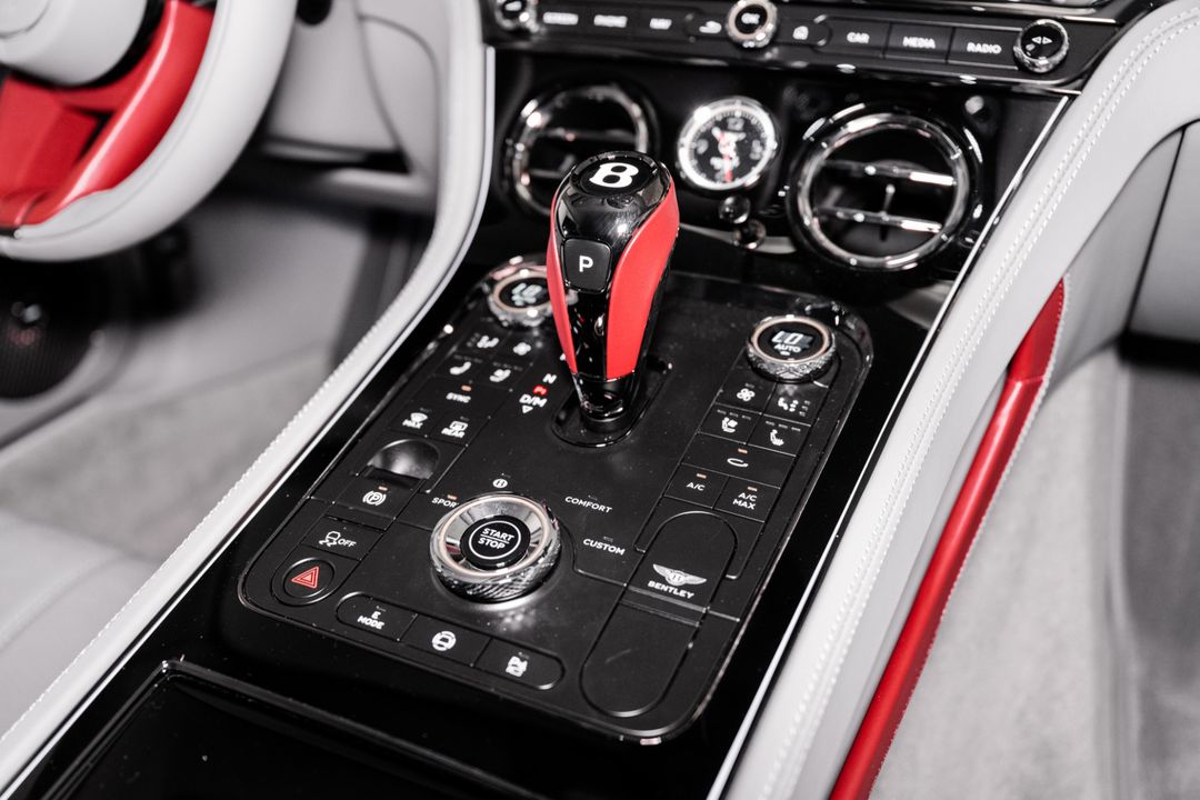 2025 Bentley Continental