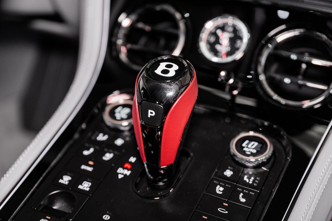 2025 Bentley Continental