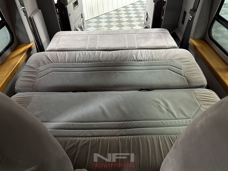 2002 Dodge Ram Van 1500