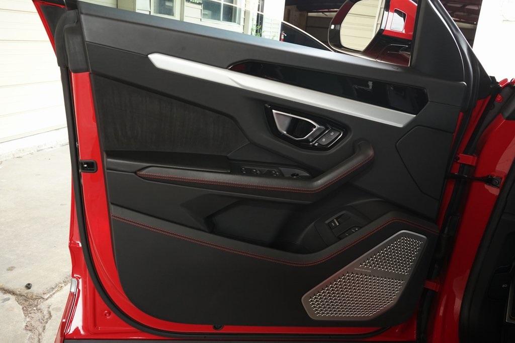 2020 Lamborghini Urus
