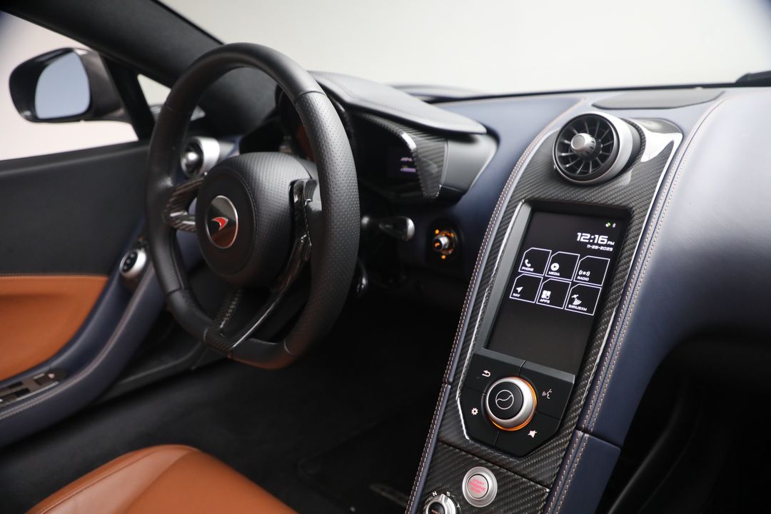 2013 McLaren MP4-12C Spider