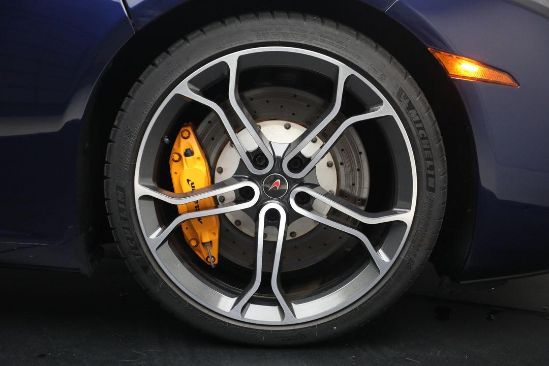 2013 McLaren MP4-12C Spider